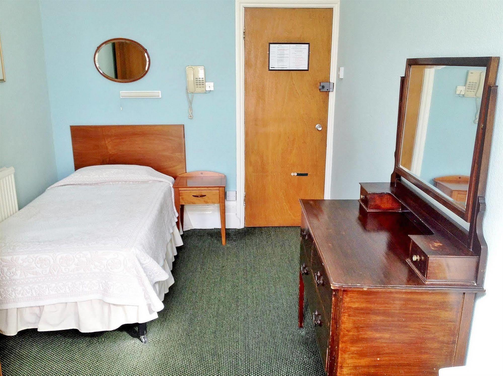 Merlyn Court Hotel Londra Dış mekan fotoğraf