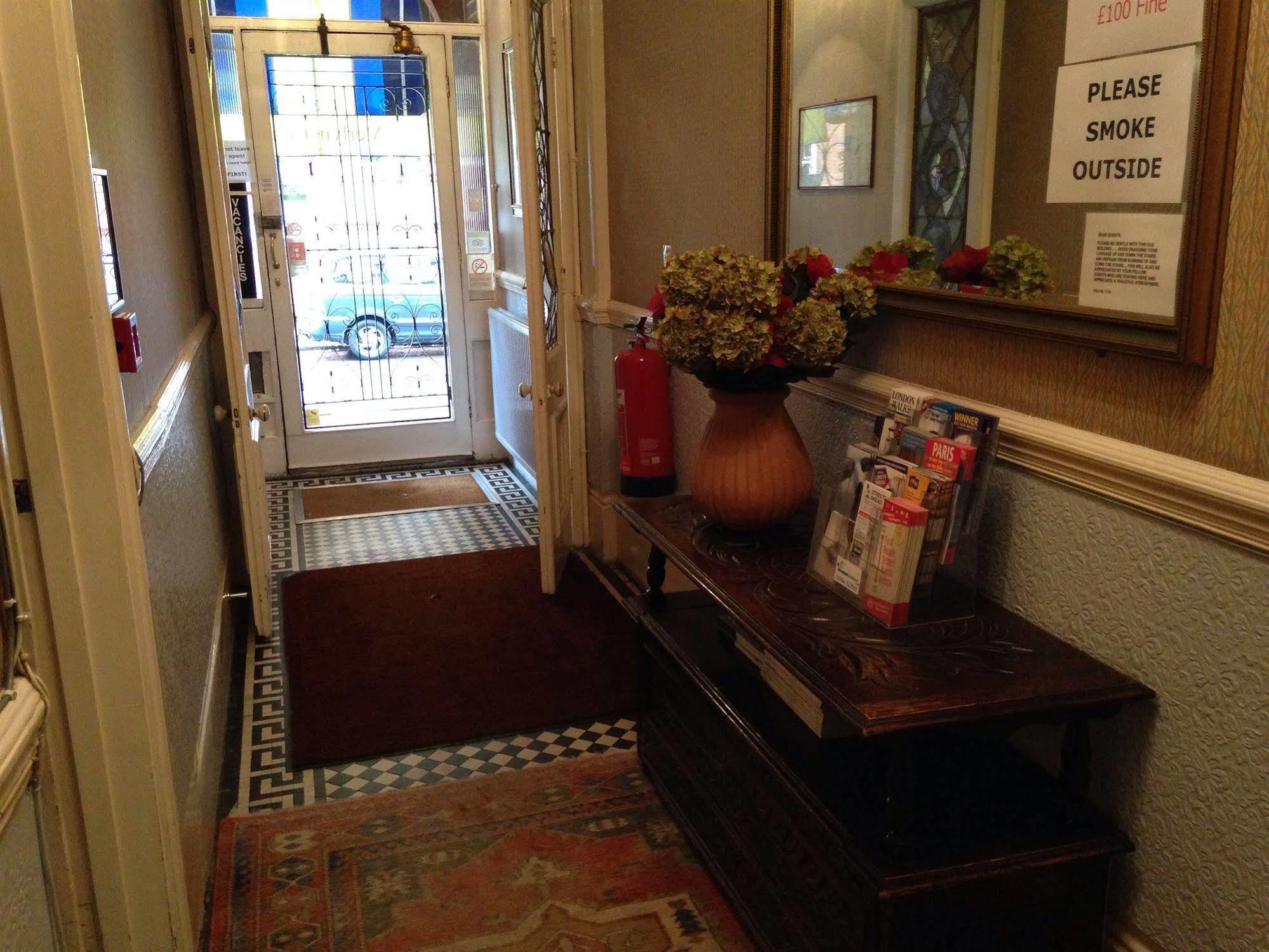 Merlyn Court Hotel Londra Dış mekan fotoğraf